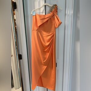 Elegant Orange One-Shoulder Dress